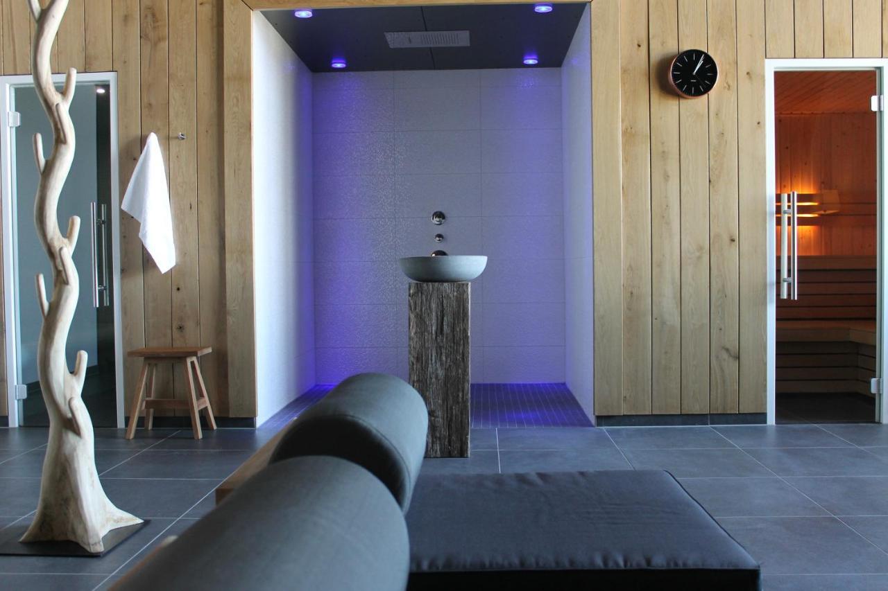 Boutique Hotel Texel De Cocksdorp  Exterior photo The spa at the Hotel de la Plage